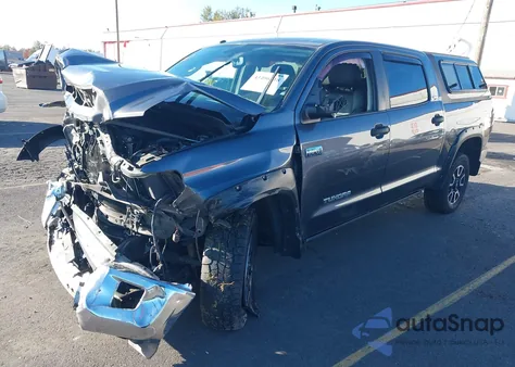 2016 Toyota Tundra Sr5 5.7L V8 из США, поврежденный, VIN 5TFDY5F17GX536856